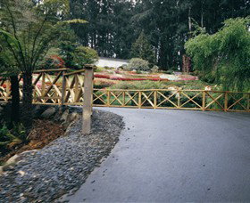 National Rhododendron Gardens - Holiday Adelaide 0