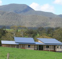 Australian Pottery at Bemboka - Holiday Adelaide