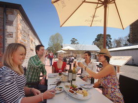 Johnston Oakbank Cellar Door - Holiday Adelaide 0