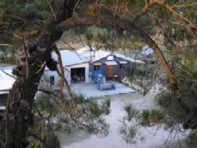 Pyramids Road Wines - Holiday Adelaide 0