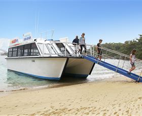 H2O Maxi Taxis - Holiday Adelaide 1