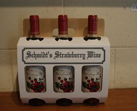 Schmidts Strawberry Winery - Holiday Adelaide 4