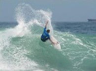 ISurf Newcastle Surf School - Holiday Adelaide 1