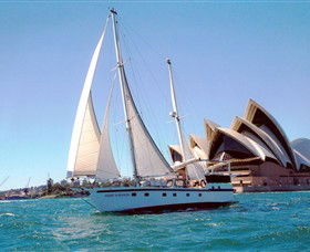 A Luxury Yacht On Sydney Harbour - Holiday Adelaide 1