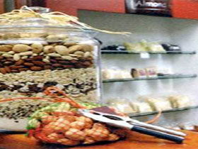 Almondco Almond Hut - Holiday Adelaide 1