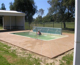 Mungindi Hot Pool - Holiday Adelaide 0