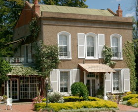 Antique Corner And Objects De Art - Holiday Adelaide 0