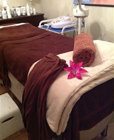 Vanity Day Spa - Holiday Adelaide 1
