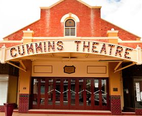 Merredin Cummins Theatre - Holiday Adelaide 1
