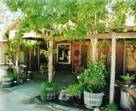 Wagga Wagga Winery - Holiday Adelaide 0