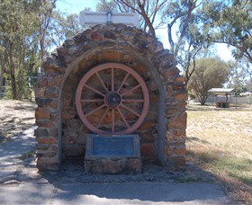 Jindera Pioneer Cairn - Holiday Adelaide 0