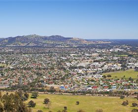 Huon Hill Parklands - Holiday Adelaide 1