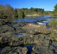 Kambah Pool to Pine Island - Holiday Adelaide