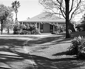 Scarborough Wine Co. - Holiday Adelaide 0