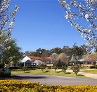 Hunter Valley Gardens Shopping Village - Holiday Adelaide