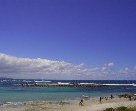 Peaceful Bay - Holiday Adelaide 0