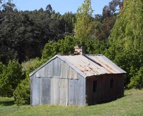 Oak Grove Walk, Balingup - Holiday Adelaide 1