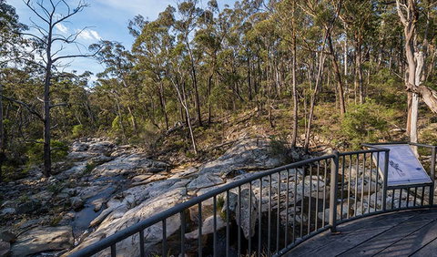 Myanba Gorge Walking Track - Holiday Adelaide 0