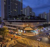 Piazza Surfers Paradise - Holiday Adelaide
