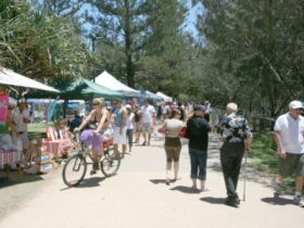 Coolangatta Art And Craft Markets - Holiday Adelaide 2