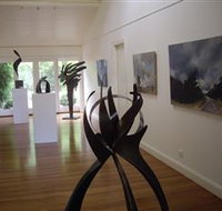 Ivy Hill Gallery - Holiday Adelaide