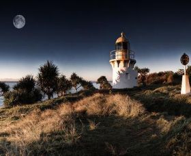 Fingal Head Lighthouse - Holiday Adelaide 0