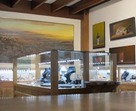 Yallingup Galleries - Holiday Adelaide 1