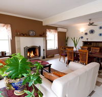 Villa Cavour Bed and Breakfast - Holiday Adelaide