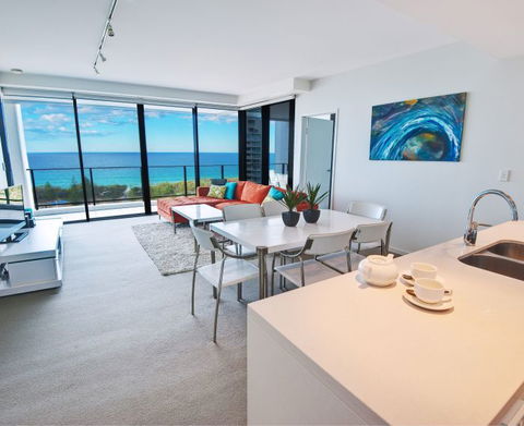 Ultra Broadbeach - Holiday Adelaide 2