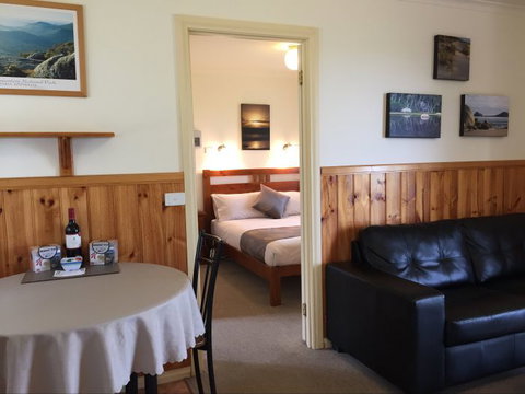 Promhills Cabins - Holiday Adelaide 10