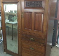 Virgils Touchwood Artisans Village - Holiday Adelaide