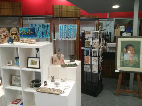 Townsville Art Society Inc - Holiday Adelaide 0