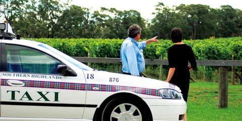 Southern Highlands Taxis, Limousines And Coaches - Holiday Adelaide 0