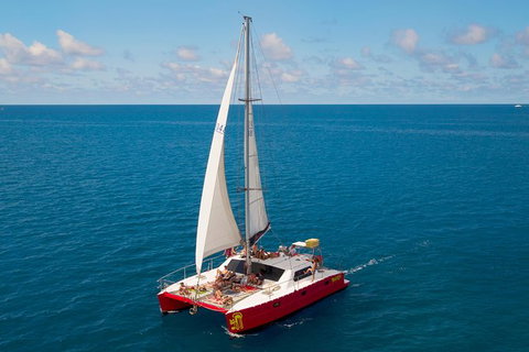 2-Night Whitsunday Islands All-Inclusive Sailing Tour From Airlie Beach - Holiday Adelaide 0
