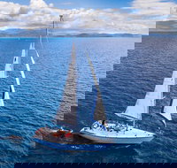 2 Night Small Group Whitsundays Sailing Adventure Aboard Mandrake - Holiday Adelaide