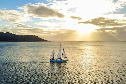 Magnetic Island Sunset Sail - Holiday Adelaide 1