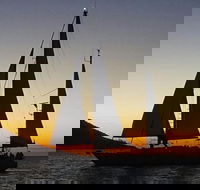 Magnetic Island Sunset Sail - Holiday Adelaide