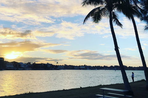 Surfers Paradise Sunset Kayak Tour - Holiday Adelaide 4