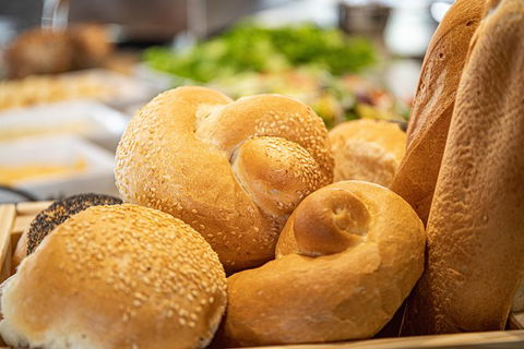 Dinner Buffet Cruise On The Gold Coast - Holiday Adelaide 8