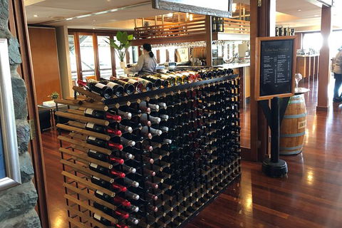 Sirromet Winery All Inclusive Lunch @ Lurleens, Tour, Tastings And Transfers - Holiday Adelaide 6