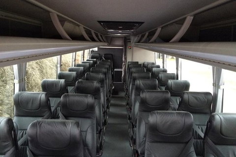 Uluru(Ayers Rock) To Alice Springs Coach Transfer - Holiday Adelaide 1