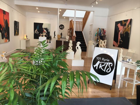 101 Ryrie Arts - Holiday Adelaide 0