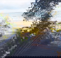 Canoe Point Beach and Parklands - Holiday Adelaide