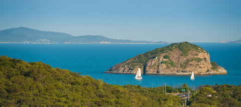 Capricorn Coast - Holiday Adelaide 1