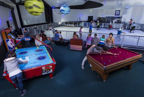 Planet Chill Ice Skating Rink - Holiday Adelaide 2