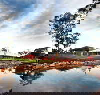 Savannah Visitor Plaza Taronga Western Plains Zoo Dubbo - Holiday Adelaide
