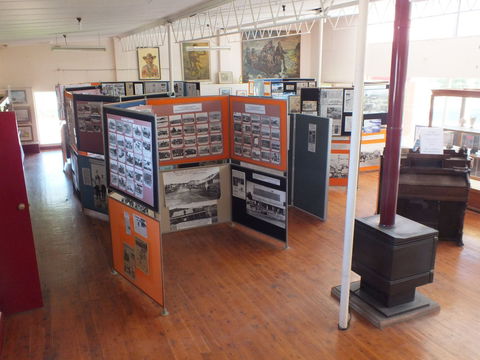 Stewarts Visitor Information And Gallery - Holiday Adelaide 2
