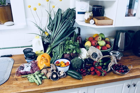 Willunga Farmers Market - Holiday Adelaide 2