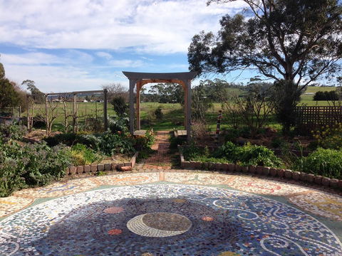 Arc Yinnar - Holiday Adelaide 0