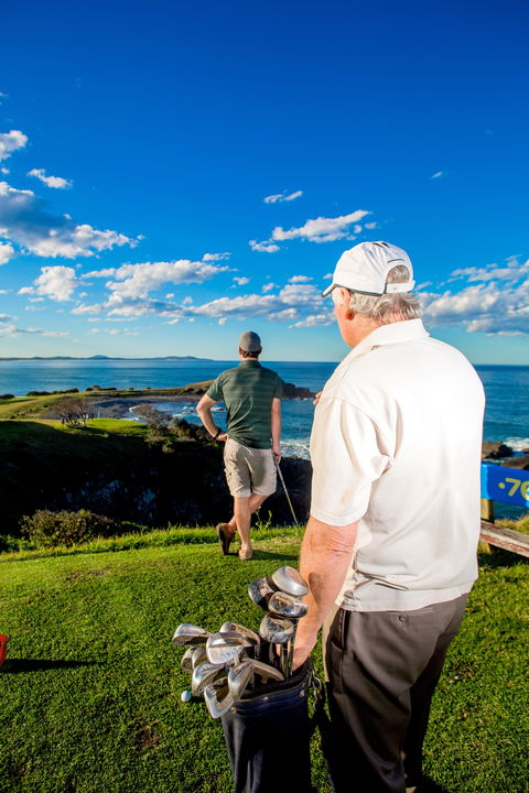 Crescent Head Country Club Golf Course - Holiday Adelaide 2